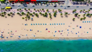 Coronavirus, la Florida riapre le spiagge e i Parchi
