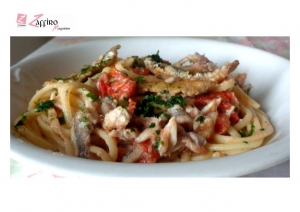 Linguine con alici e pomodorini